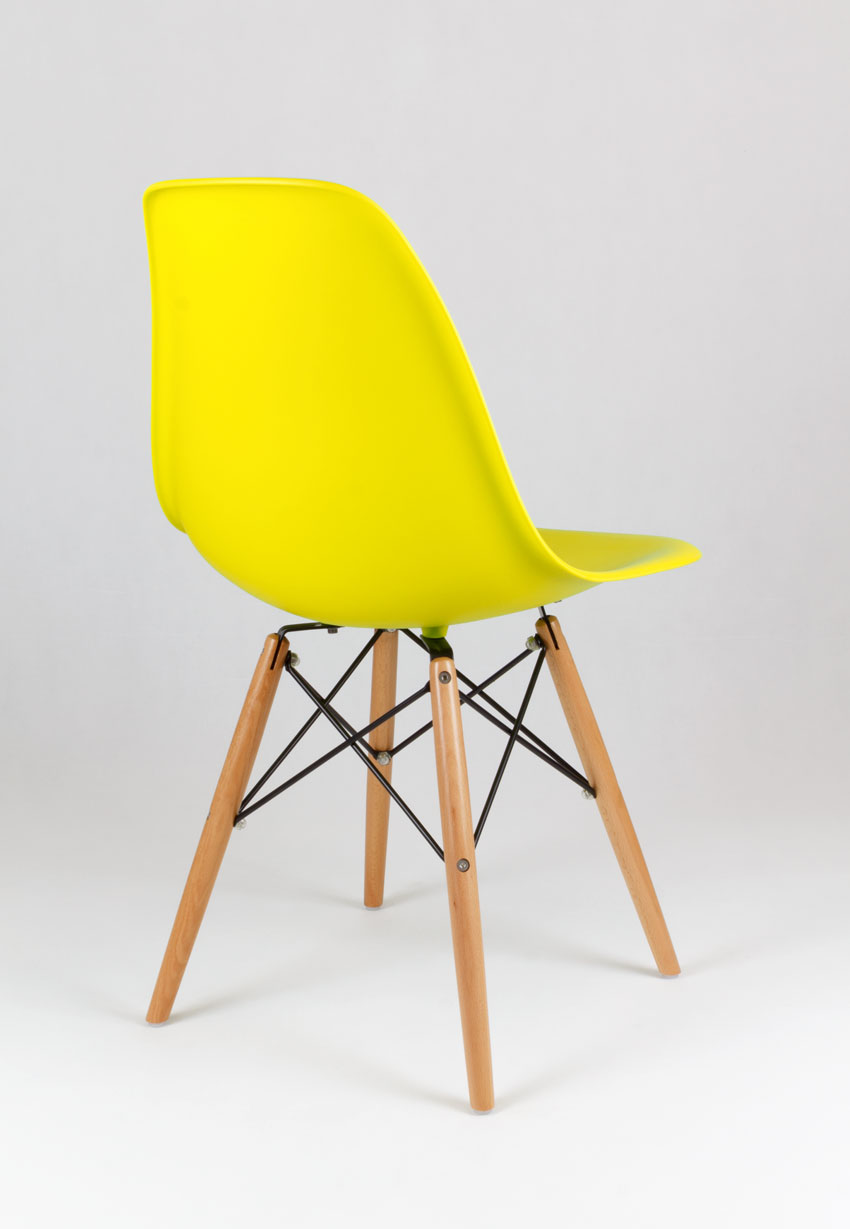 Yellow chair. Стул икеа желтый. Стул икеа желтый пластик. Кухня с желтыми стульями. Стулья желтых оттенков.