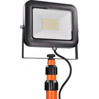 LED venkovní reflektor PRO s vysokým stojanem - 50W - 4600 lm
