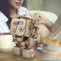 ROBOTIME Rokr Svítící 3D dřevěné puzzle Robot Orpheus (hrací skříňka) 221 dílků