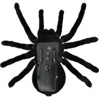 Strašidelná tarantule na dálkové ovládání