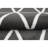 Kusový koberec BALI Triangles - tmavě šedý/bílý