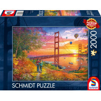 SCHMIDT Puzzle Procházka k mostu Golden Gate 2000 dílků