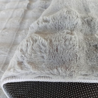 Kusový koberec MERLIN 3D - imitace králičí kožešiny - šedý