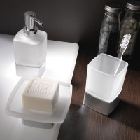 Gedy LOUNGE dávkovač mýdla na postavení, 280 ml, mléčné sklo, chrom 545513