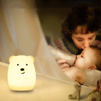 Noční LED lampička s dálkovým ovladačem MEDVÍDEK