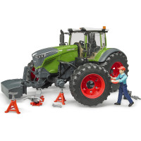 Bruder Traktor Fendt 1050 Vario s mechanikem a dílenským nářadím 1:16