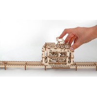Ugears 3D dřevěné mechanické puzzle Kabinová lanovka s tratí