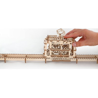 Ugears 3D dřevěné mechanické puzzle Kabinová lanovka s tratí