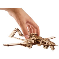 Ugears 3D dřevěné mechanické puzzle Bojový dron Bayraktar TB2