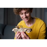 Ugears 3D dřevěné mechanické puzzle Sportovní auto Rapid Mouse