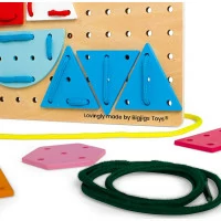 Bigjigs Toys Dřevěná šněrovací hra Geometrické tvary