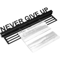 Kovový věšák na medaile a startovní čísla NEVER GIVE UP - černý