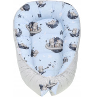 Oboustranné hnízdečko (kokon) pro miminko - BABYMAM PREMIUM set 7v1 - Medvídci ve vesmíru s tmavě modrou minky