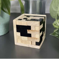 Dřevěné puzzle - Kostka - přírodní/černá