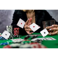 Poker - sada 500 žetonů v kufru HQ
