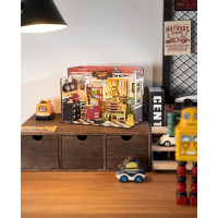 ROBOTIME Rolife DIY 3D dřevěné puzzle Garáž s LED osvětlením 157 dílků
