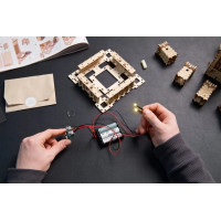 Ugears 3D dřevěné mechanické puzzle Alexandrijský maják