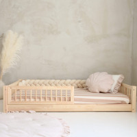 Dětská Montessori postel z masivu borovice BASIC - 200x90 cm