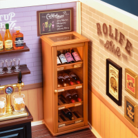 ROBOTIME Rolife DIY House: Hospůdka Cheers s LED osvětlením 142 dílků