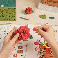 ROBOTIME Rowood 3D dřevěné puzzle Truhlík s květinami 658 dílků