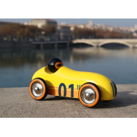 Vilac Dřevěné auto Old Sport Compet žluté