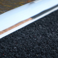 Ručně všívaný kusový koberec Asra wool černá