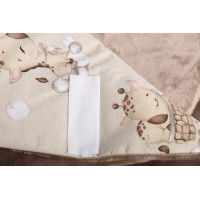 Plyšová zavinovačka s kapucí BABYMAM do autosedačky - Béžová žirafa/cappuccino