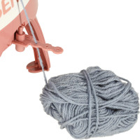 Pletací tkalcovský kruhový stav 48 jehel + 4 klubka příze