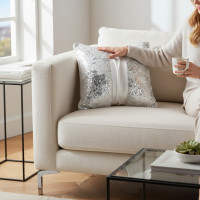 Dekorační polštář GLAM SHINE 40x40 cm - bílý/stříbrný