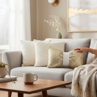 Dekorační polštář GLAM SHINE 30x50 cm - zlatý/bílý