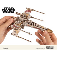 Ugears 3D dřevěná mechanická skládačka Star Wars Luke Skywalker X-Wing stíhačka