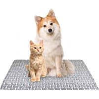 Deka pro psy a kočky WOOFIE Bones - 100x70 cm