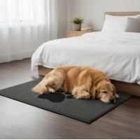 Koberec pro psy PUPIL PAD 50x80 cm - šedý