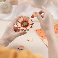 ROBOTIME Rowood 3D dřevěné puzzle Oranžová gerbera 105 dílků