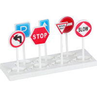 Transportní letadlo + 3 hasičské vozy