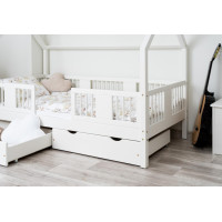 Dětská domečková postel z masivu borovice LUNA L 20 - 200x90 cm