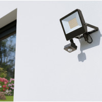 Solight LED reflektor se senzorem TOP, 30W, max. 3900lm, 3CCT, volitený výkon 100/66%, IP65, rychlospojka