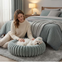 Pelíšek pro psy a kočky ROYAL LOUNGE 60 cm - šalvějový