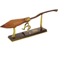 METAL EARTH 3D puzzle Harry Potter: Nimbus 2000