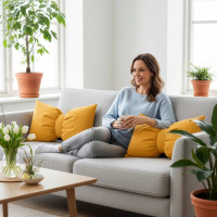 Dekorační polštář GLAM 30x50 cm - žlutý