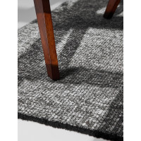 Běhoun Brilliance Prisma 106310 Silver Grey z kolekce Elle