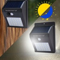 Zahradní LED solární lampa s PIR detektorem pohybu