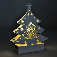 Dekorační LED vánoční stromeček - kovový - 15x11 cm