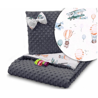 Dětská deka do kočárku s polštářkem a motýlkem - BABYMAM PREMIUM set 3v1 - Let balónem s grafitovou minky