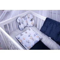 Oboustranné hnízdečko (kokon) pro miminko - BABYMAM PREMIUM set 7v1 - Procházka v oblacích s tmavě modrou minky