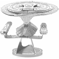 METAL EARTH 3D puzzle Star Trek: U.S.S. Enterprise NCC-1701-D