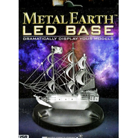 METAL EARTH Svítící podstavec (bílé LED)