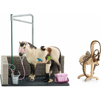 SCHLEICH Horse Club® 42104 Mycí kout pro koně s příslušenstvím