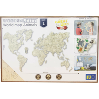WOODEN CITY Dřevěná mapa se zvířátky velikost L (83x55cm)