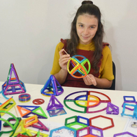 MAGFORMERS Geometrie 3: 2D a 3D - box 122 dílků